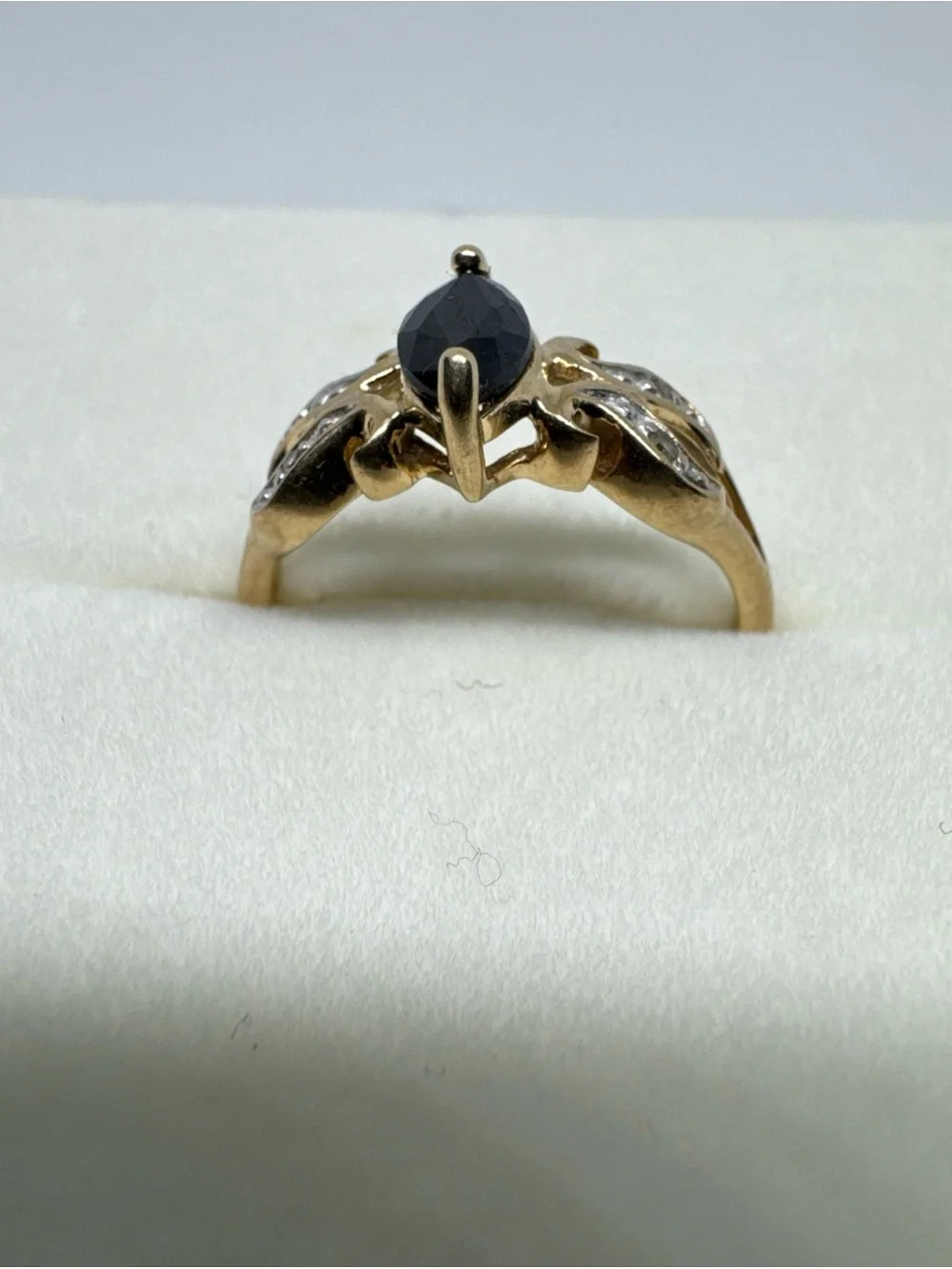 Vintage 10K Solid Yellow White Two Tone Gold Blue Sapphire Size 6 Ring Band
